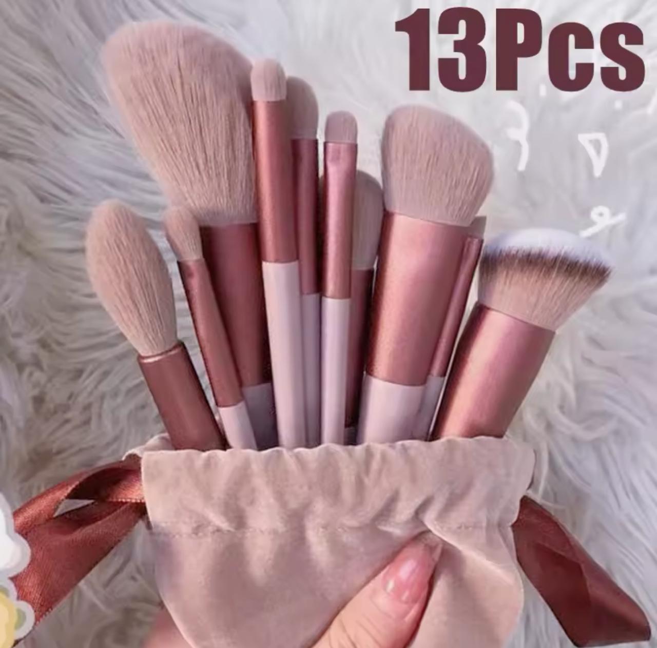 Brochas LipoSelme de maquillaje x13 unidades
